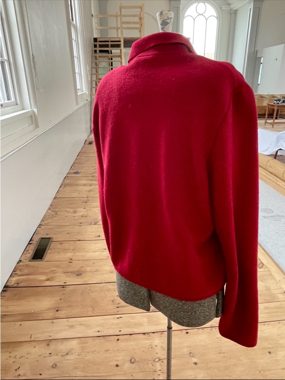 Classic Red Button-Front Women's Cardigan - Picture 3 of 4